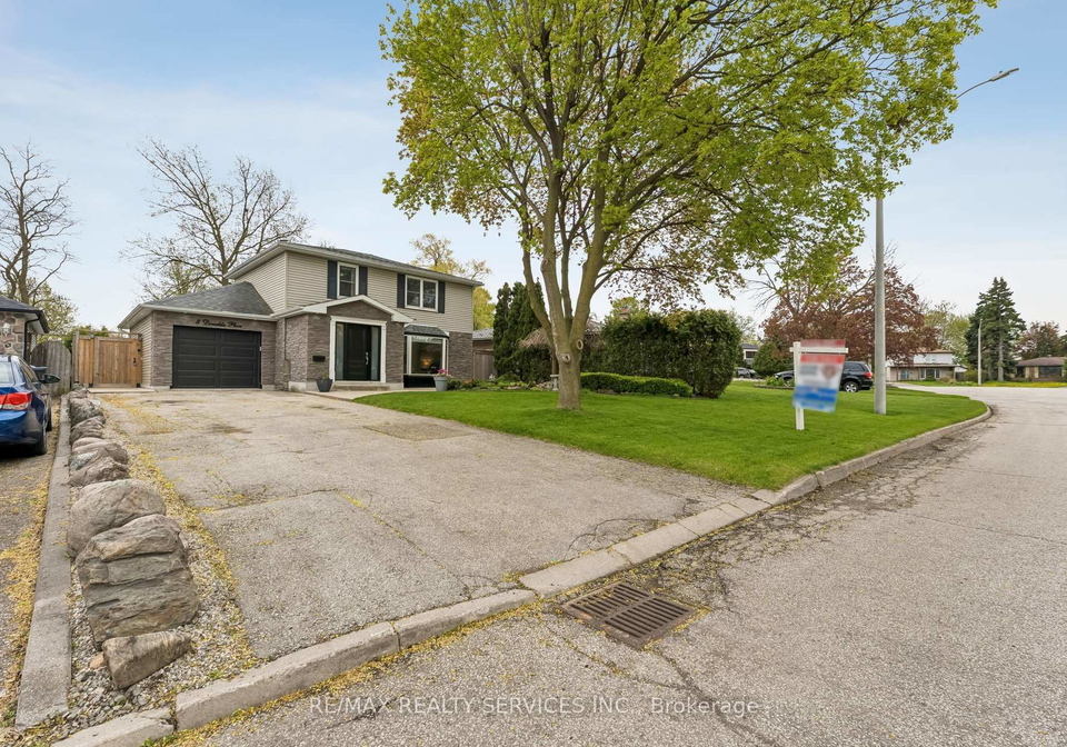 8-donalda-place-brampton-ontario-w13135386