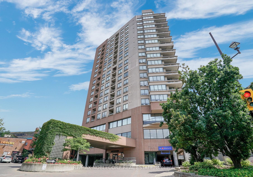1-belvedere-court-brampton-ontario-w13135414
