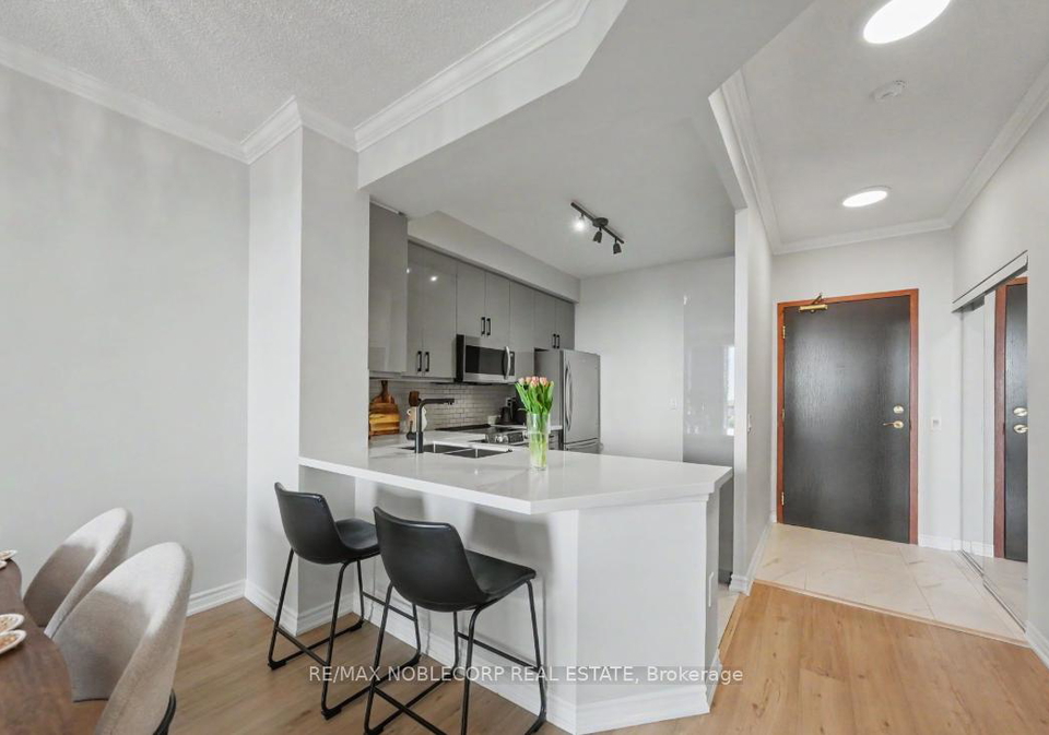1-belvedere-court-brampton-ontario-w13135414