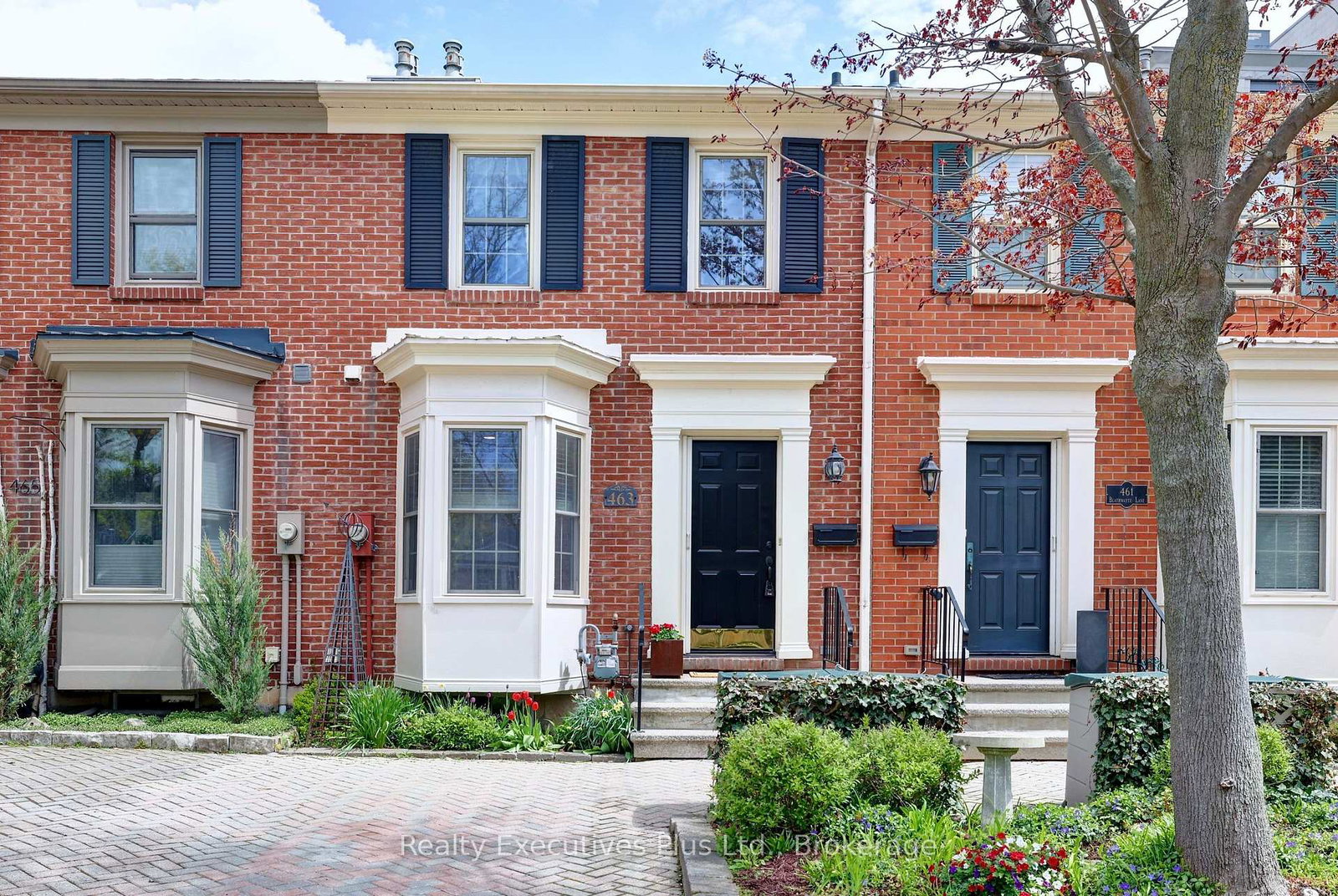 463-blathwayte-lane-burlington-ontario-w13135770