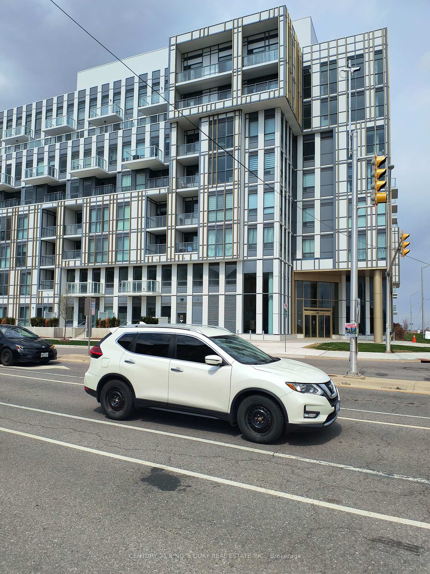 1005-dundas-street-e-oakville-ontario-w13135920