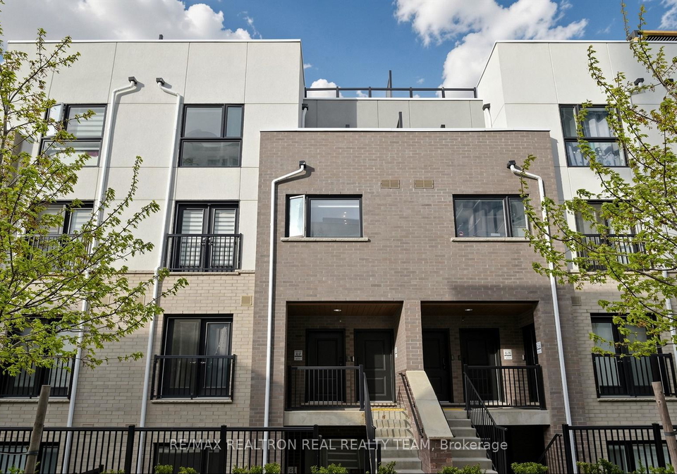 349-wheat-boom-drive-oakville-ontario-w13136106