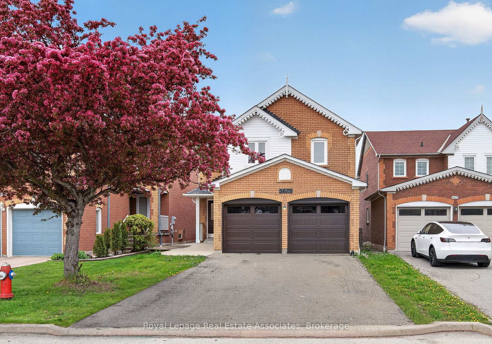 5623-haddon-hall-road-mississauga-ontario-w13136122