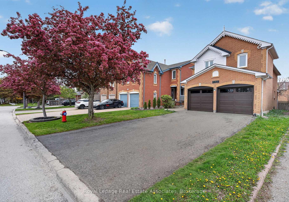 5623-haddon-hall-road-mississauga-ontario-w13136122