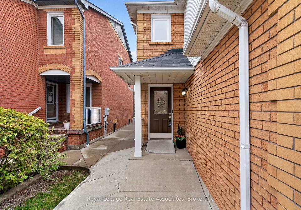 5623-haddon-hall-road-mississauga-ontario-w13136122