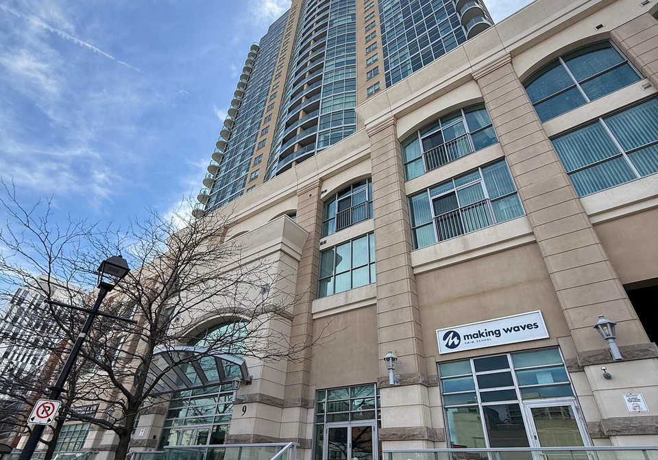 9-george-street-n-brampton-ontario-w13136140