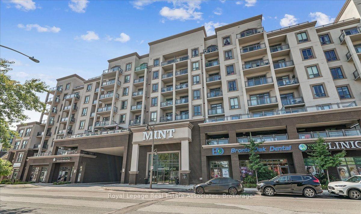 2486-old-bronte-road-oakville-ontario-w13136166