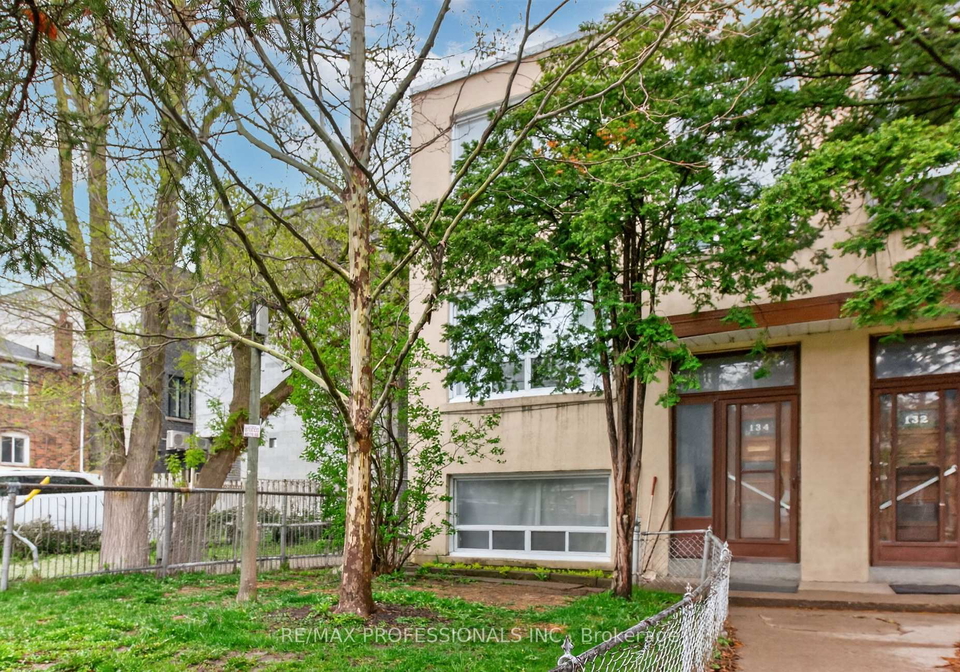 132-134-trowell-avenue-toronto-ontario-w13136470
