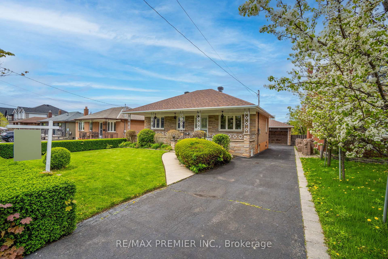 436-rustic-road-north-york-ontario-w13136588