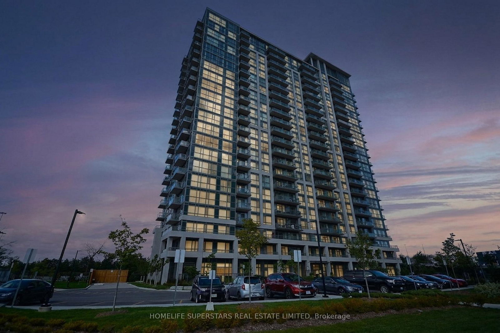 349-rathburn-road-w-mississauga-ontario-w13137132