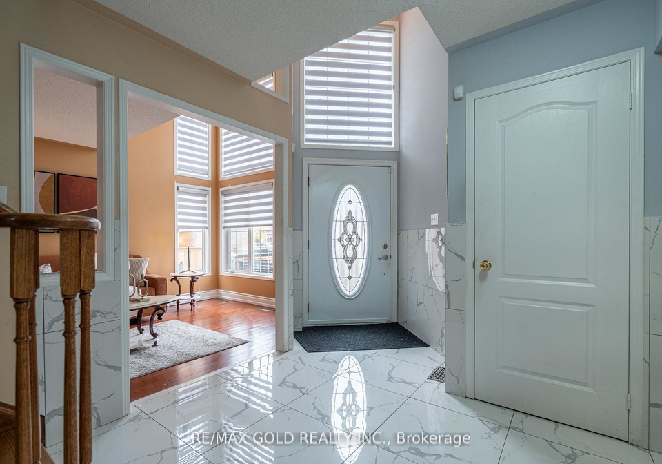 104-sunny-meadow-boulevard-brampton-ontario-w13137236