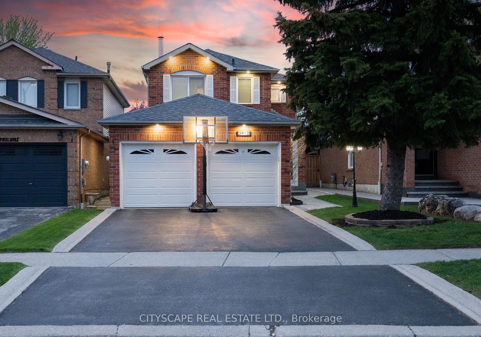 3912-rushton-crescent-mississauga-ontario-w13137240