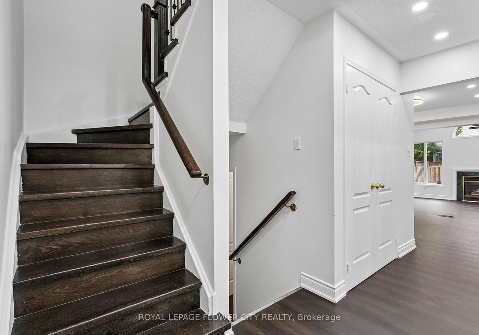 99-cordgrass-crescent-brampton-ontario-w13137478