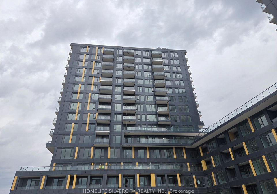 4878-powers-common-burlington-ontario-w13137532