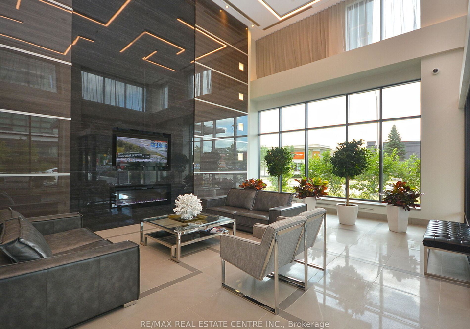 3975-grand-park-drive-mississauga-ontario-w13137614