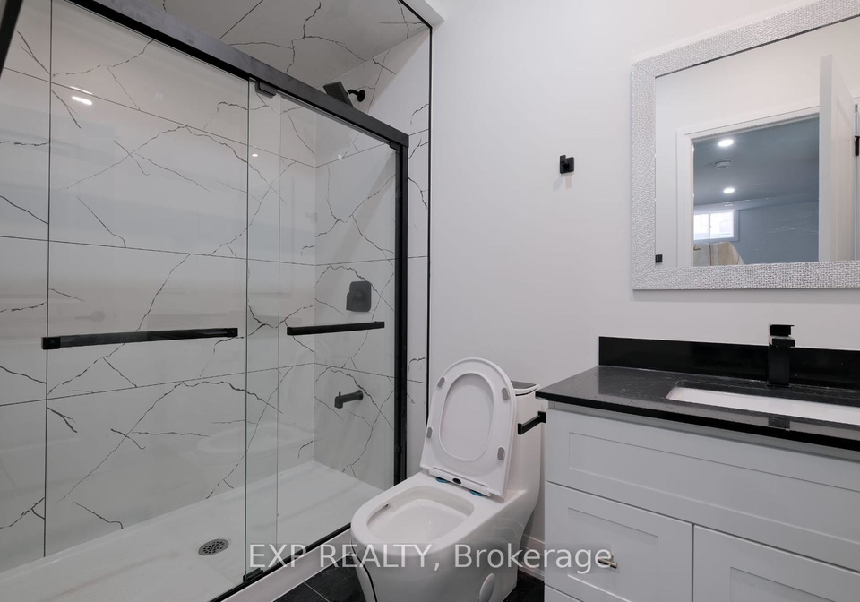 28-elverton-crescent-brampton-ontario-w13137686