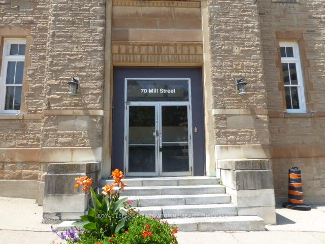 70-mill-street-halton-hills-ontario-w13137794