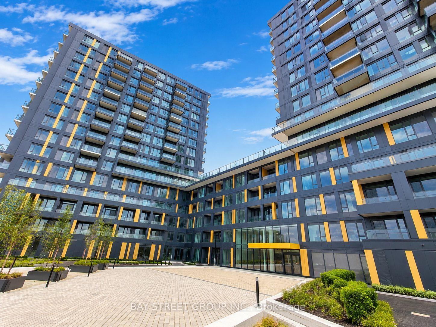 4878-powers-common-burlington-ontario-w13137912