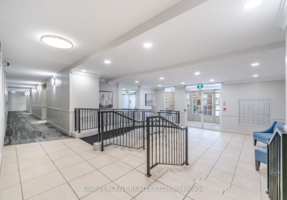 2301-parkhaven-boulevard-oakville-ontario-w13137958