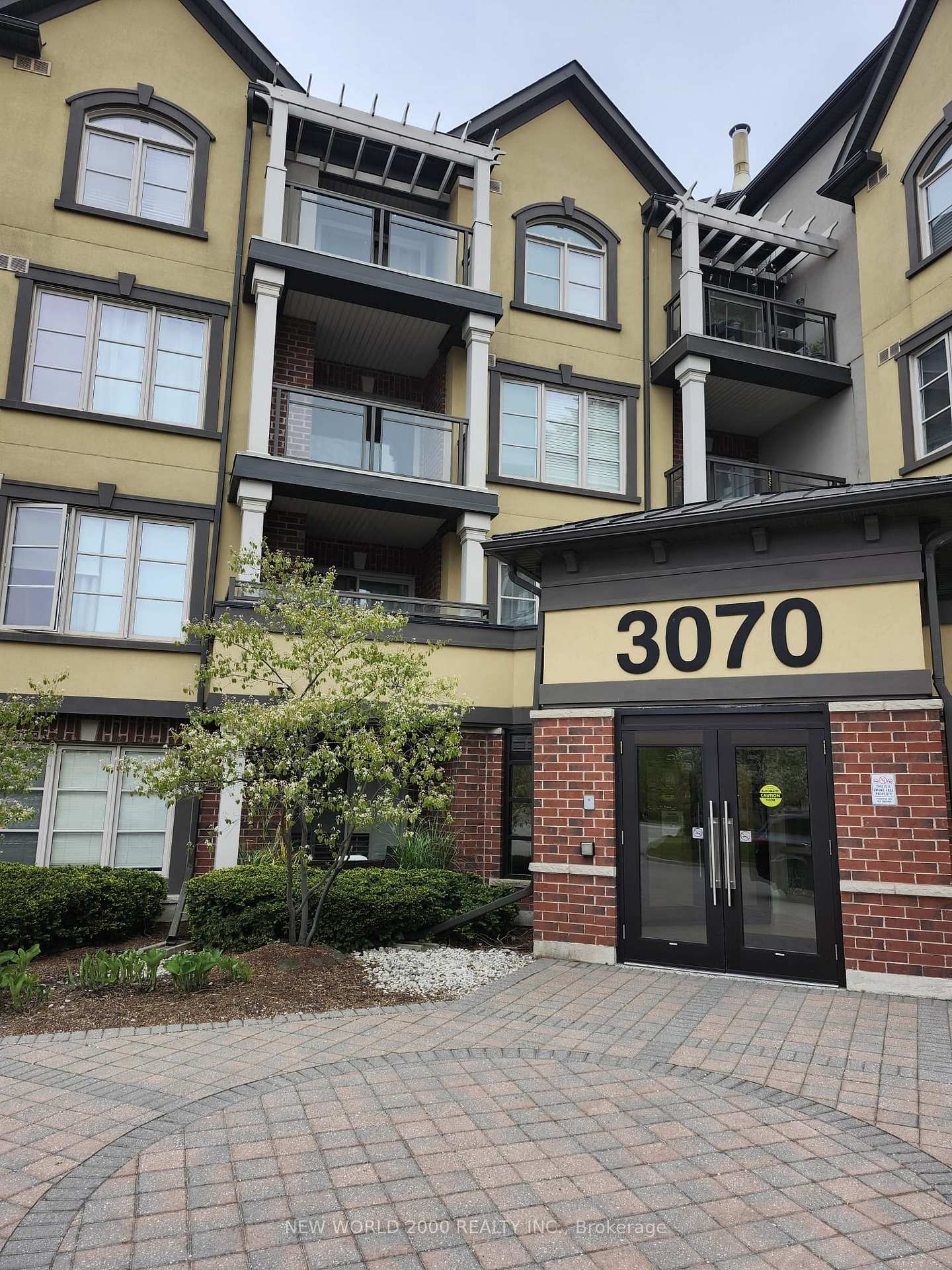 3070-rotary-way-burlington-ontario-w13138066