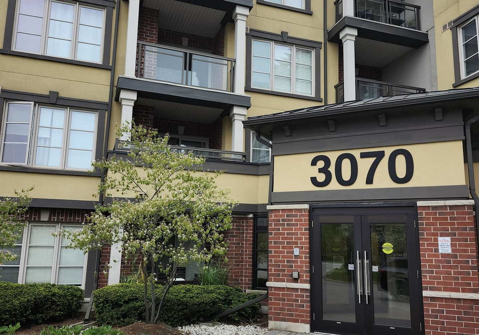 3070-rotary-way-burlington-ontario-w13138066