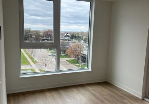 1037-the-queensway-etobicoke-ontario-w13138292