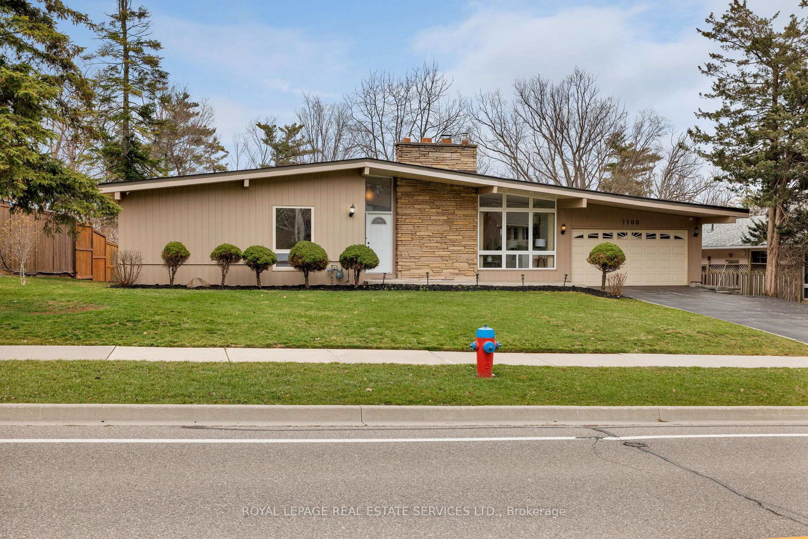 1106-falgarwood-drive-oakville-ontario-w13138316
