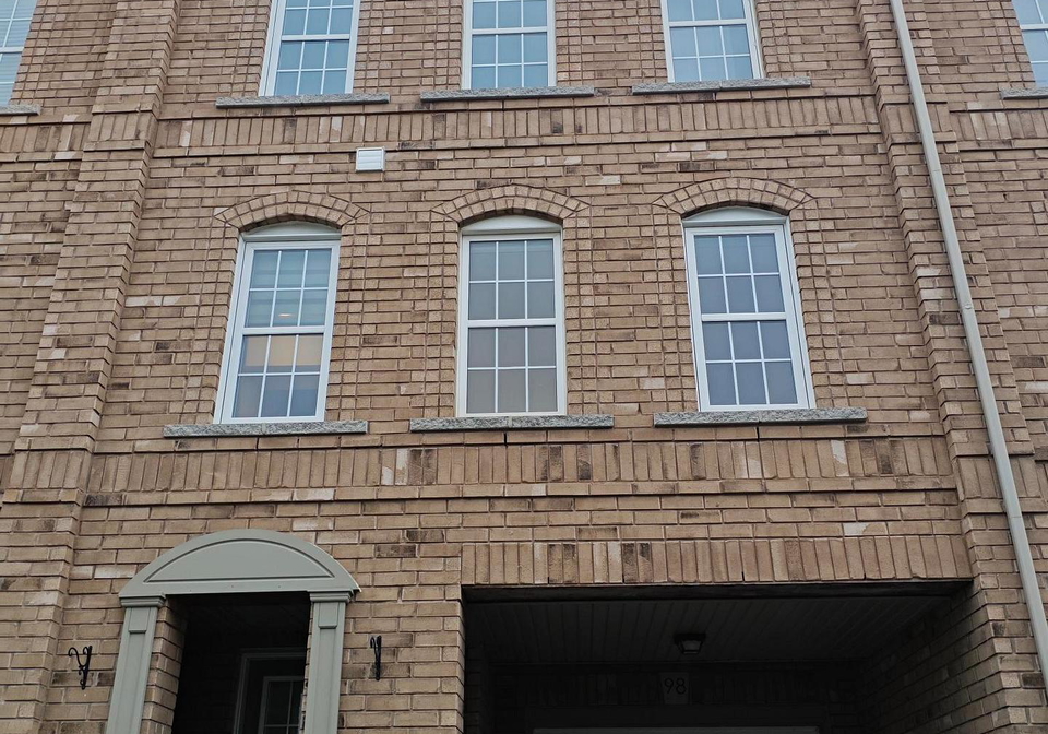 2280-baronwood-drive-oakville-ontario-w13138322