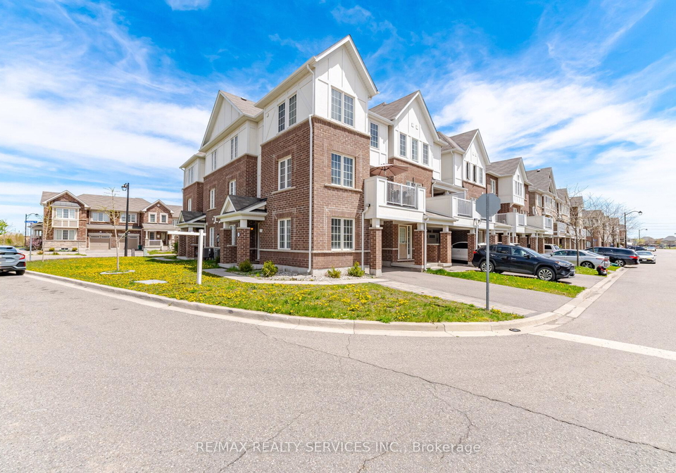 517-allport-gate-milton-ontario-w13138406