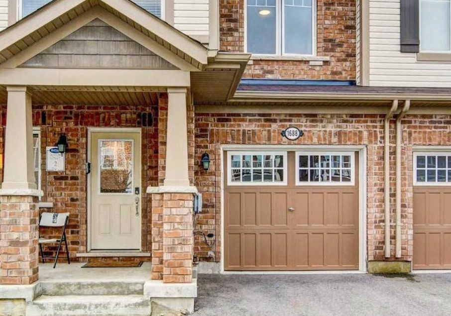 1688-copeland-circle-milton-ontario-w13138516