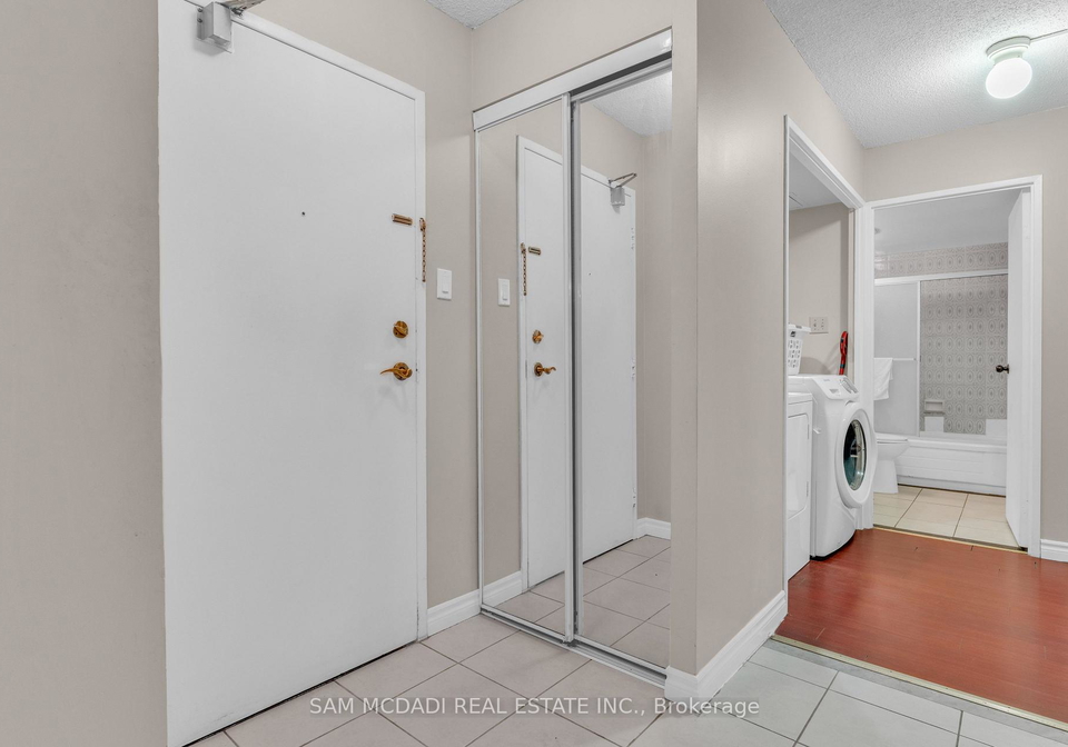 3590-kaneff-crescent-mississauga-ontario-w13138562
