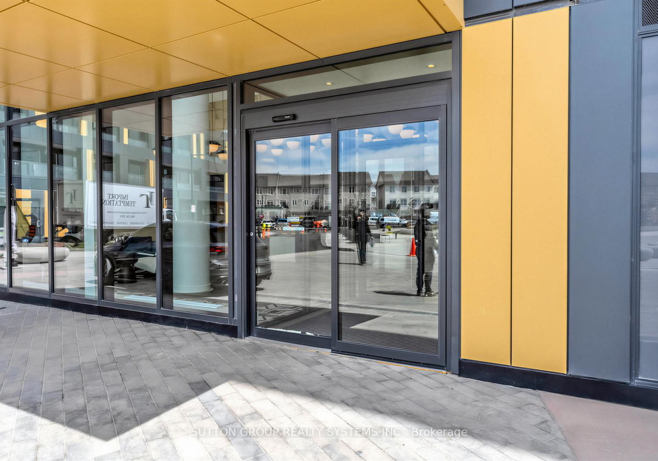 4878-powers-common-burlington-ontario-w13138618