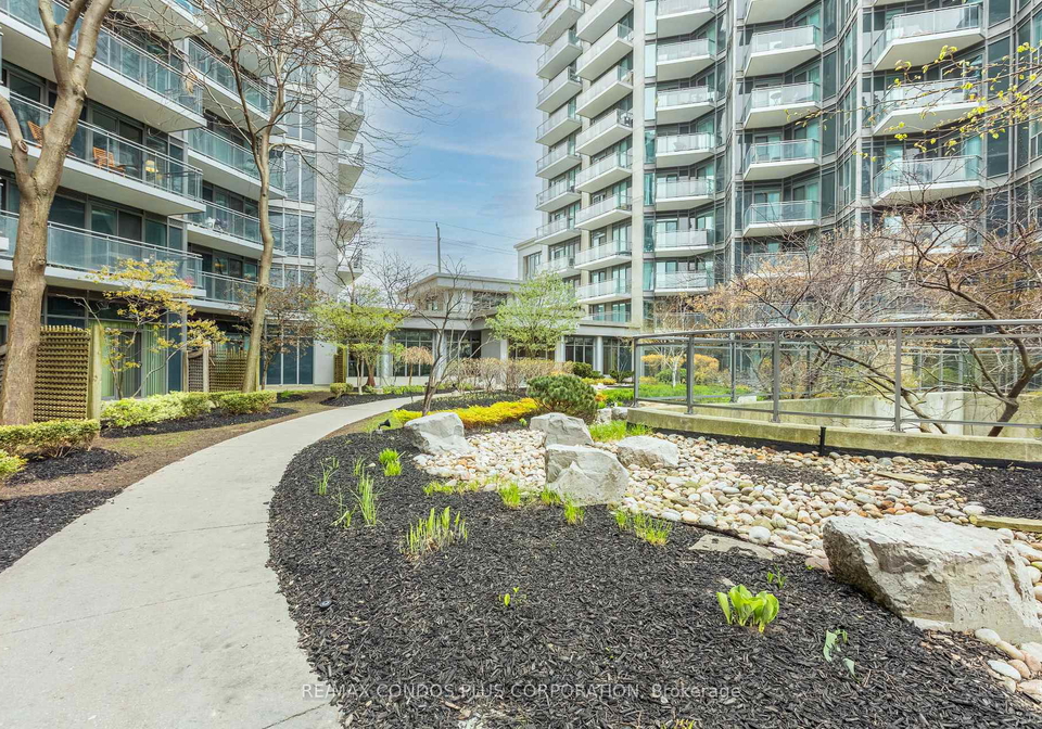 2119-lake-shore-boulevard-w-etobicoke-ontario-w13138836