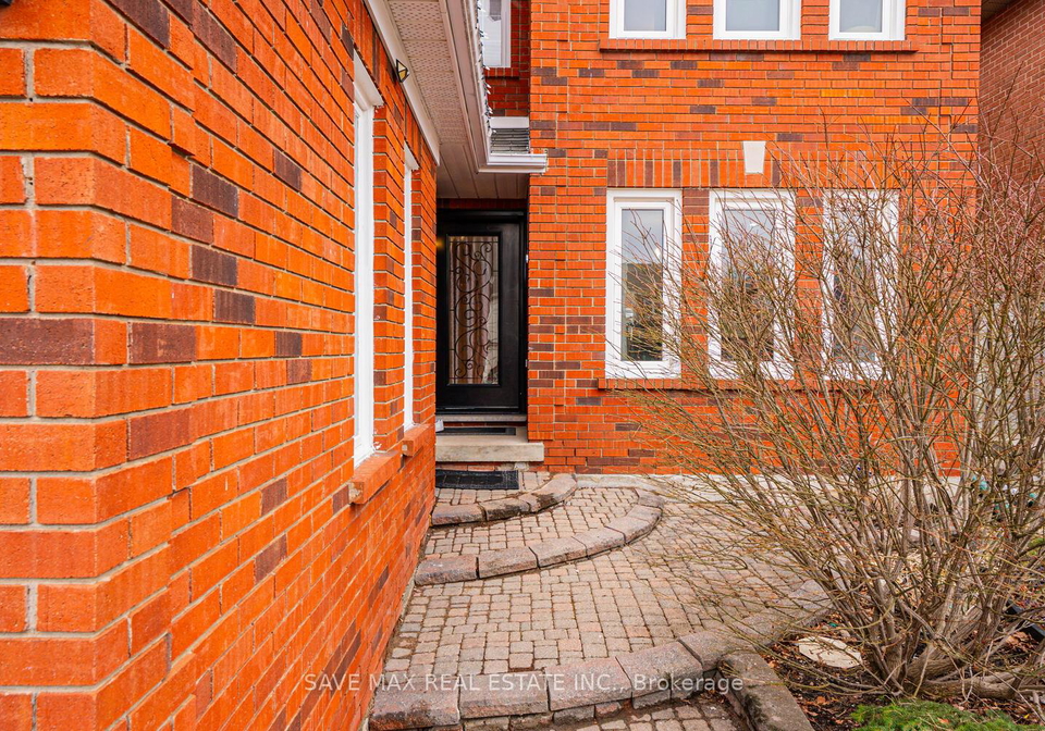 30-adirondack-crescent-brampton-ontario-w13138882
