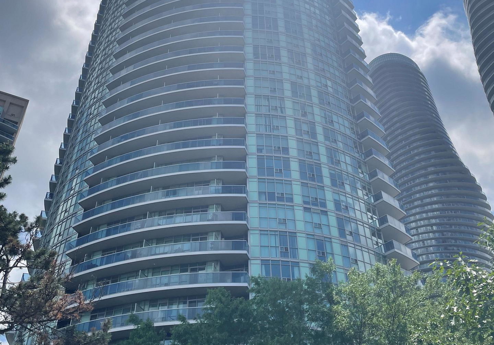 80-absolute-avenue-mississauga-ontario-w13138984