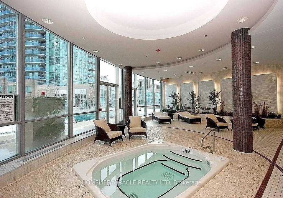 80-absolute-avenue-mississauga-ontario-w13138984