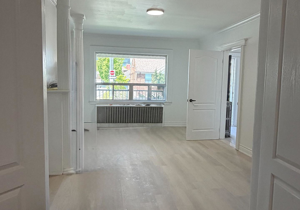 247-belgravia-avenue-north-york-ontario-w13138988
