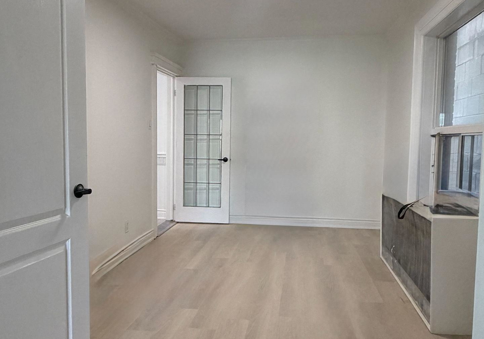 247-belgravia-avenue-north-york-ontario-w13138988