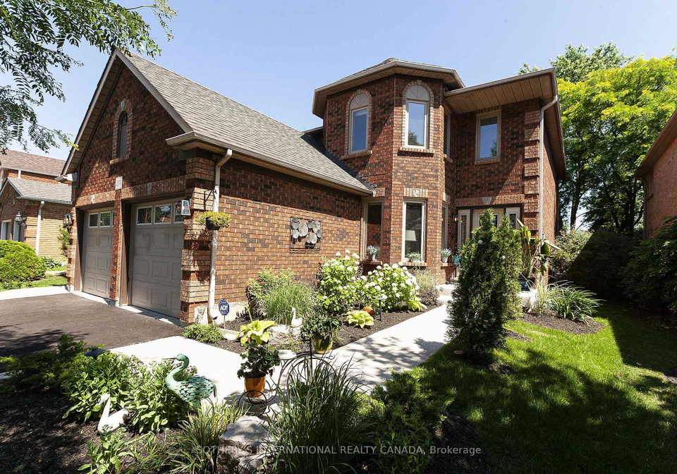 2074-brays-lane-oakville-ontario-w13139014