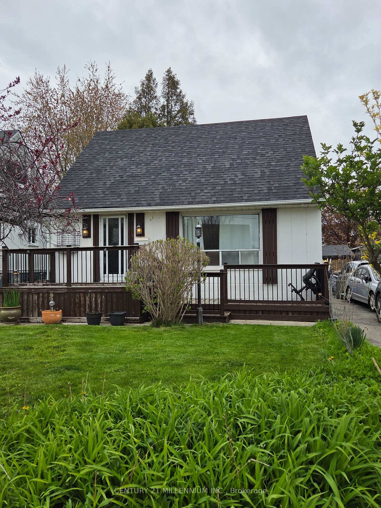 24-densmore-avenue-etobicoke-ontario-w13139066