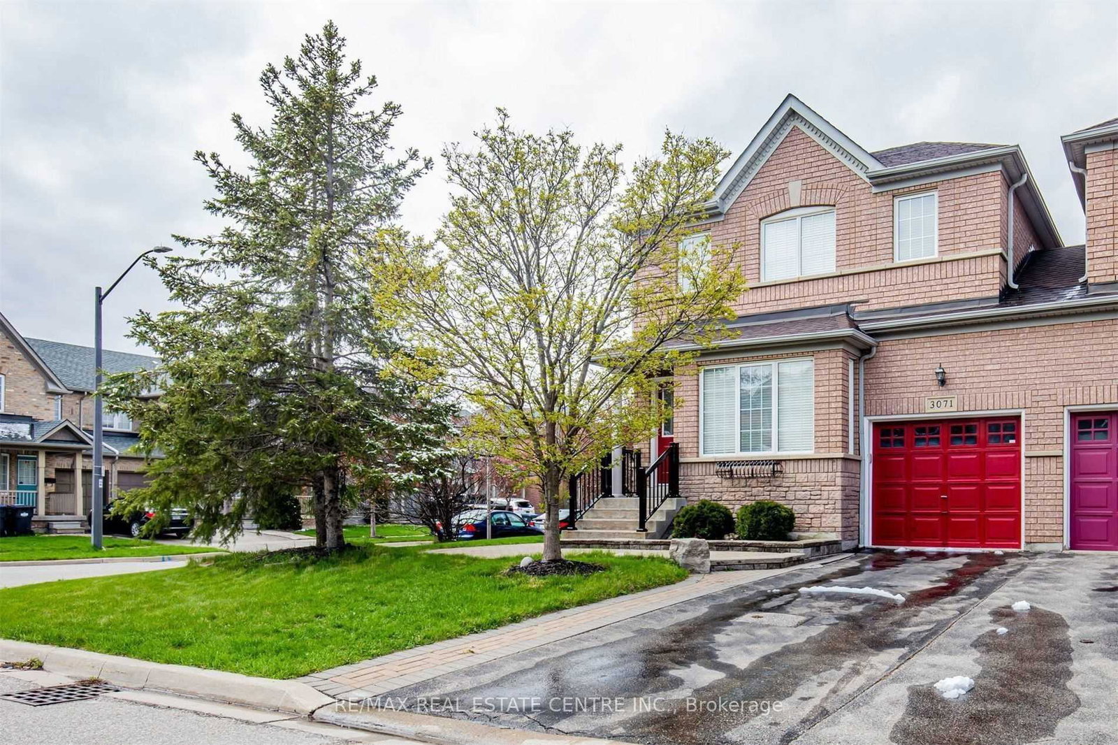 3071-lavenham-place-mississauga-ontario-w13139108