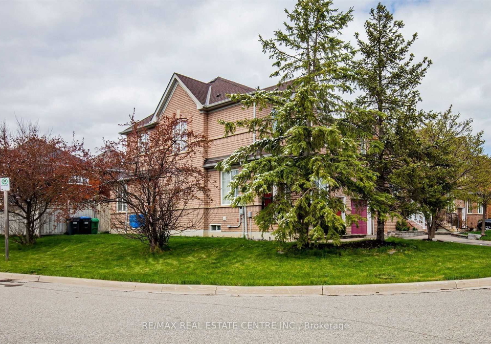 3071-lavenham-place-mississauga-ontario-w13139108