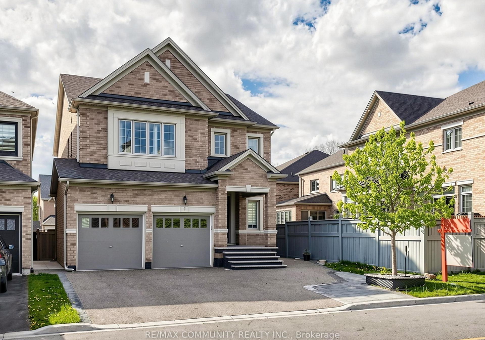 5-mugford-crescent-brampton-ontario-w13139218
