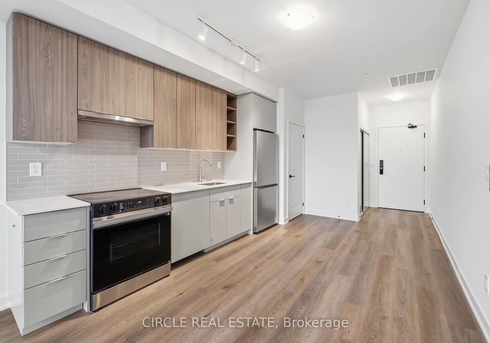 2075-lakeshore-road-burlington-ontario-w13139320