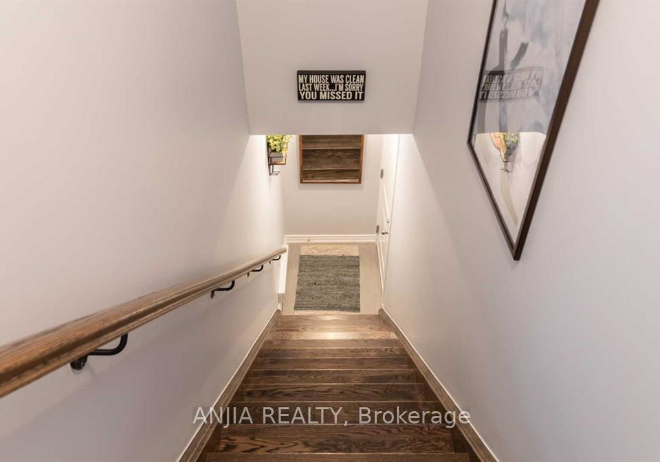 2504-post-road-oakville-ontario-w13139398
