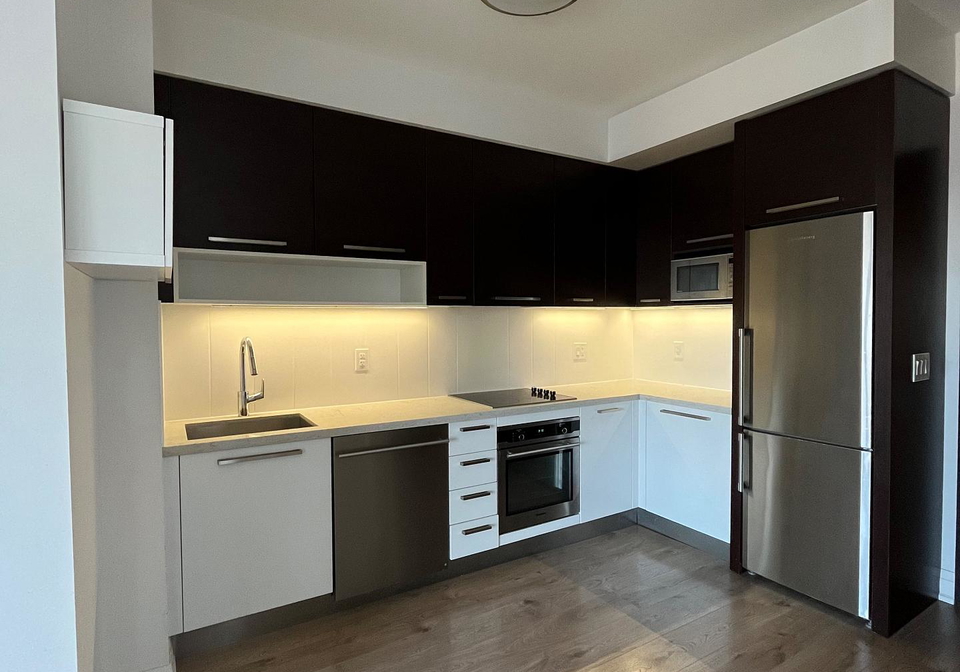 36-park-lawn-road-etobicoke-ontario-w13139566