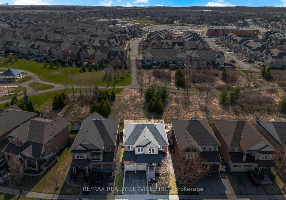 23-twistleton-street-caledon-ontario-w13139670