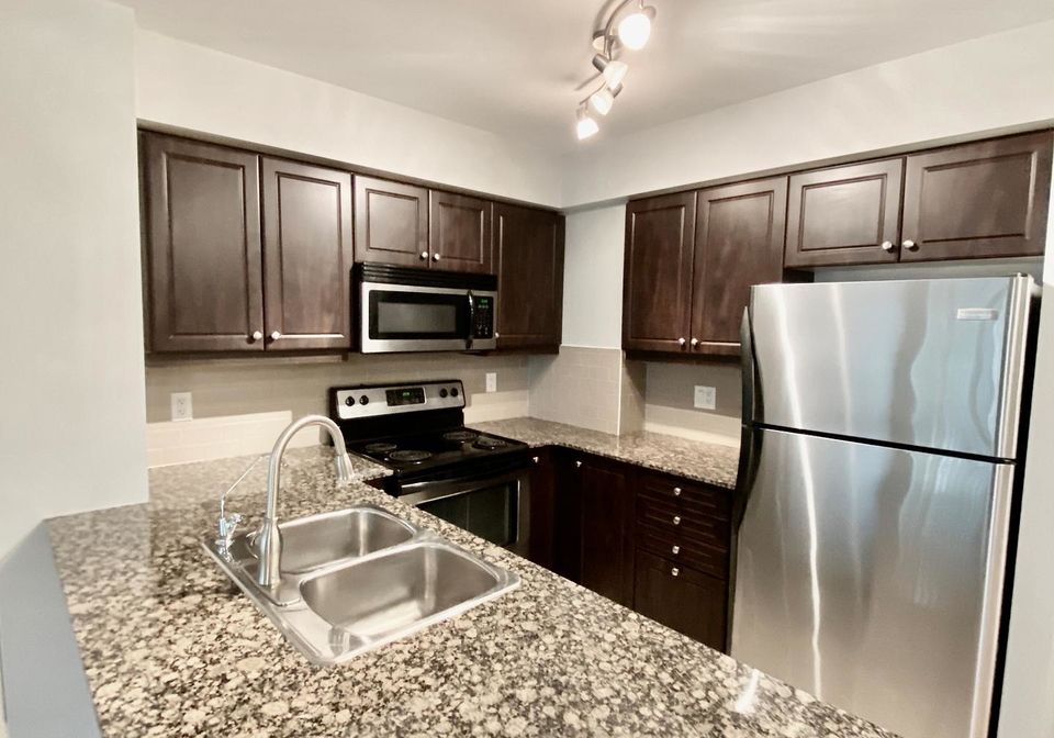 1403-royal-york-avenue-etobicoke-ontario-w13139856