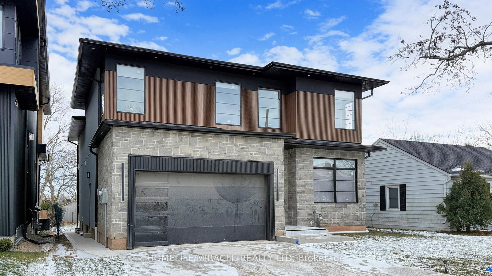 150-stewart-street-oakville-ontario-w13139880