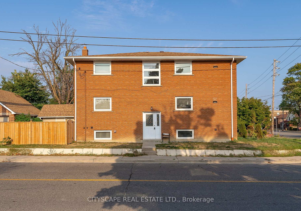2724-lake-shore-boulevard-w-etobicoke-ontario-w13139930